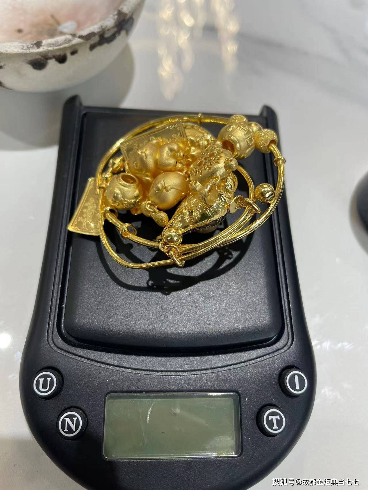 详细阅读:日土最新24小时上门回收金价方法分析(最方便真实的日土24小时上门回收黄金方法) 日土最新24小时上门回收金价方法分析(最方便真实的日土24小时上门回收黄金方法)